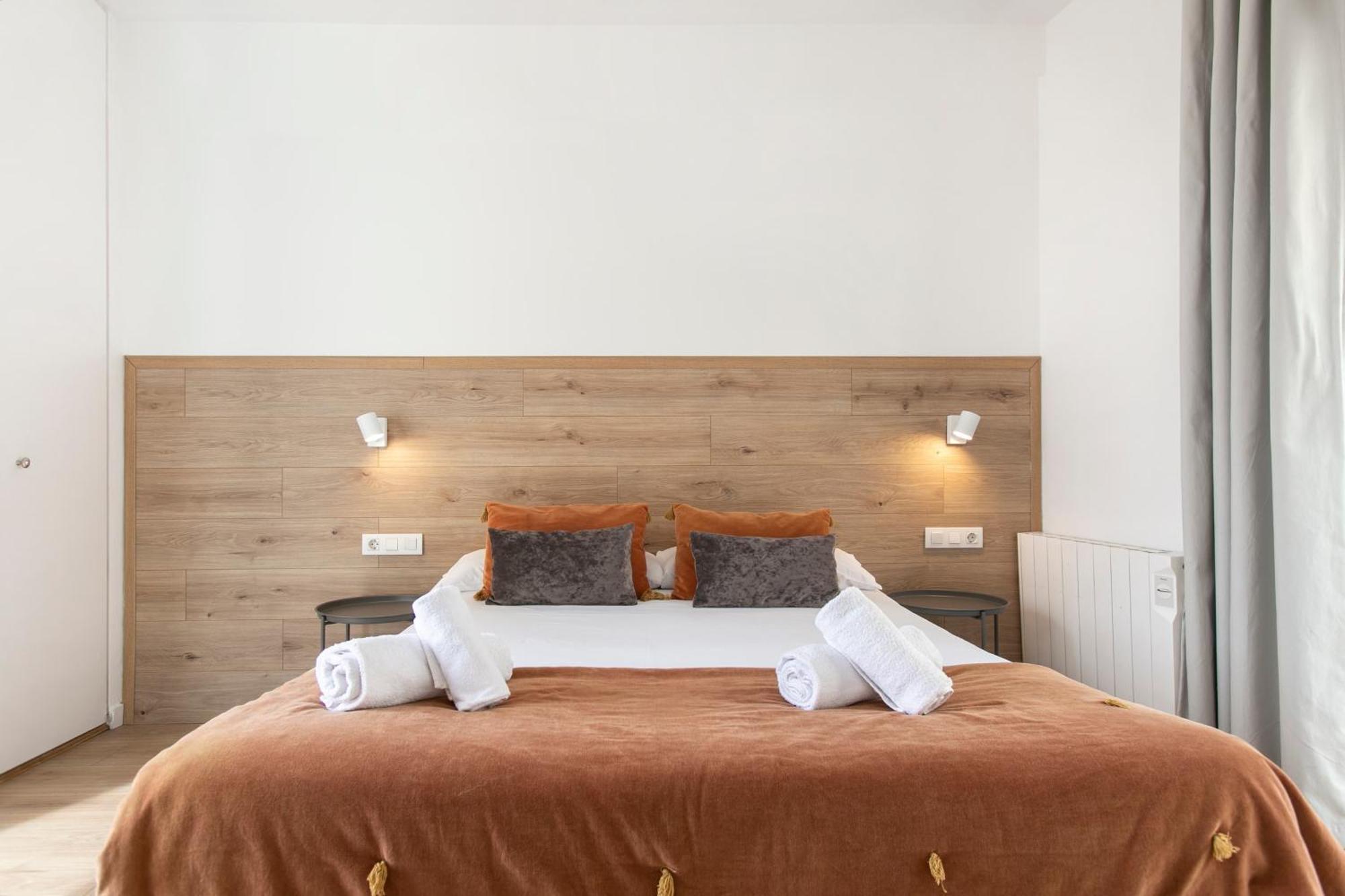 Chic And Modern Apartments In Gracia Barcelona Værelse billede